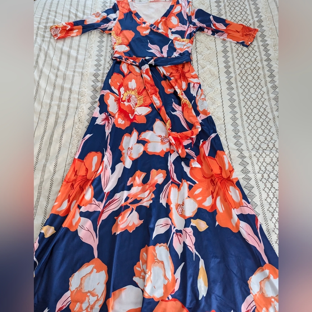 NWB Vibrant Maxi Dress